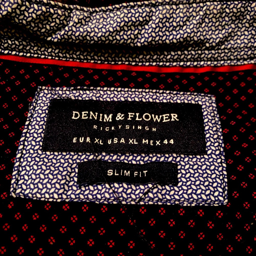 Button up - Picture 2 of 2